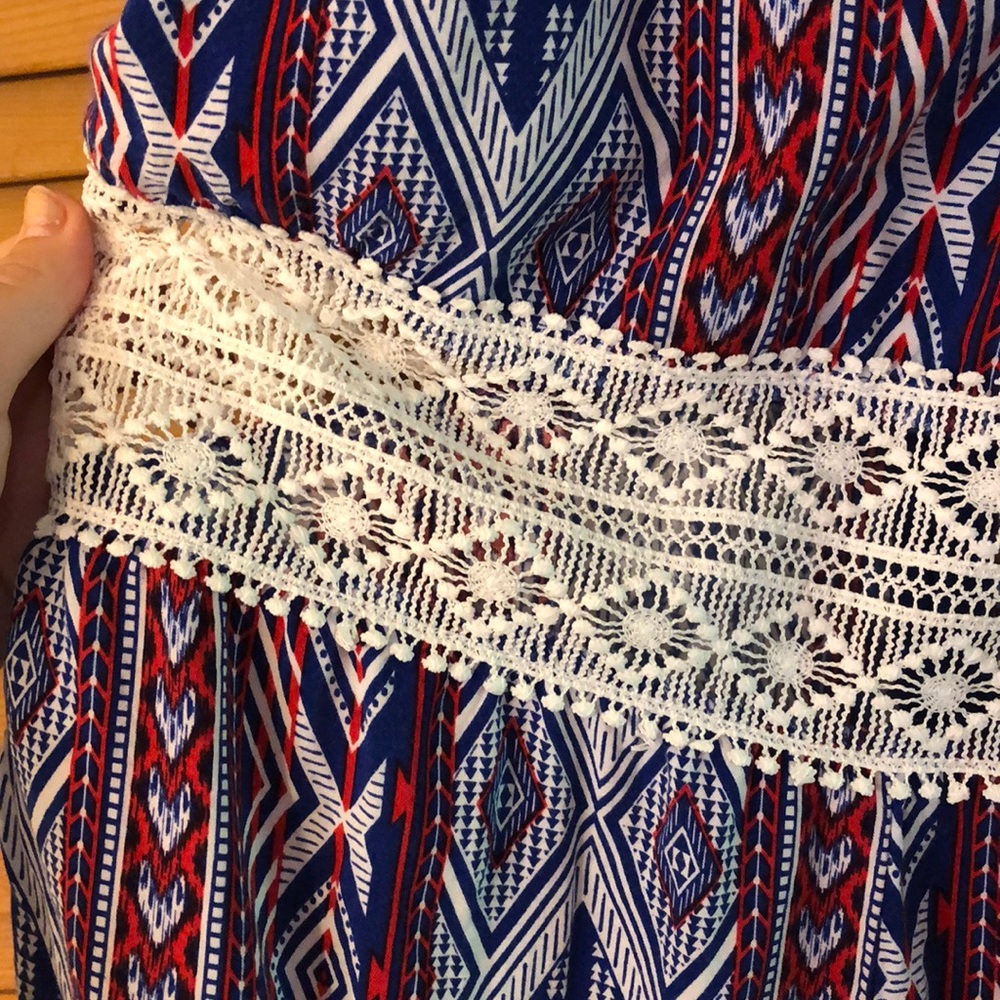 Patterned Romper - Picture 2 of 3